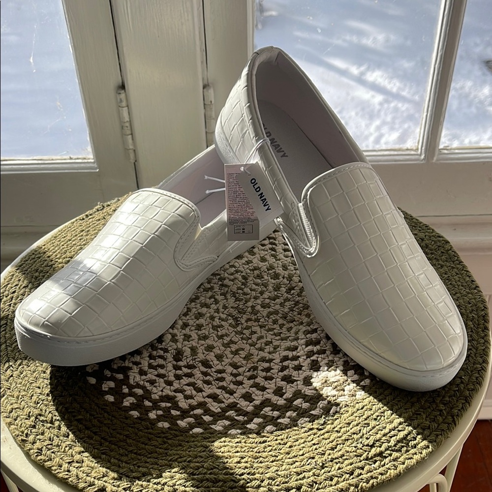 Old Navy Womens Basketweave Slip On Sneakers Off White Grid Textured Shoes